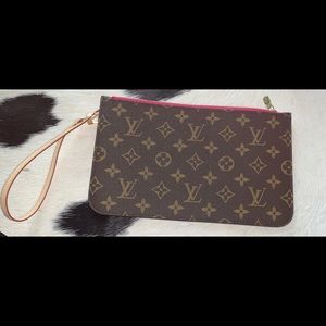 Authentic LV Neverfull Pochette